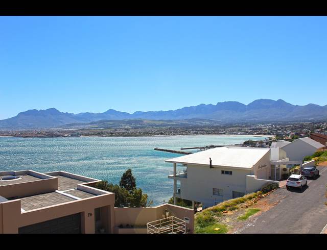 3 BEDROOM HOUSE FOR SALE IN MOUNTAINSIDE